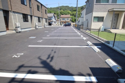 【駐車場】 | ドルセットセブン A棟