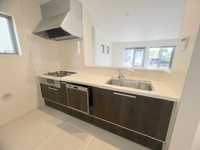 ◎茅ヶ崎市柳島1丁目　新築戸建　2号棟のキッチン|システムキッチン◇◇