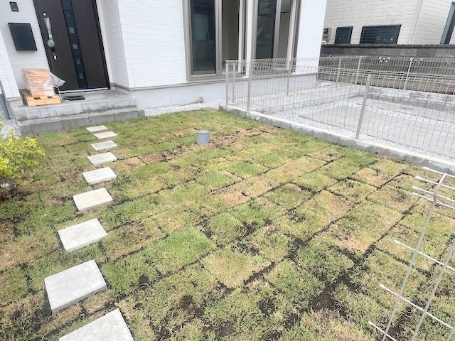 ◎茅ヶ崎市柳島1丁目　新築戸建　2号棟の庭|広々としたお庭付き♪