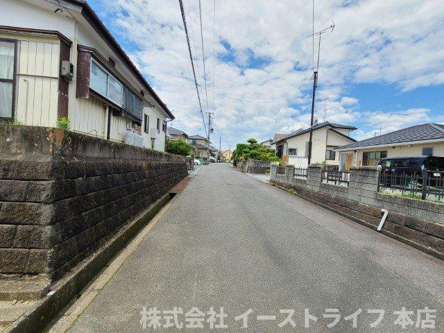 【新築戸建】　いわき市郷ヶ丘2丁目1期　全2棟　長期優良住宅の前面道路含む現地写真|北側6.0ｍ公道