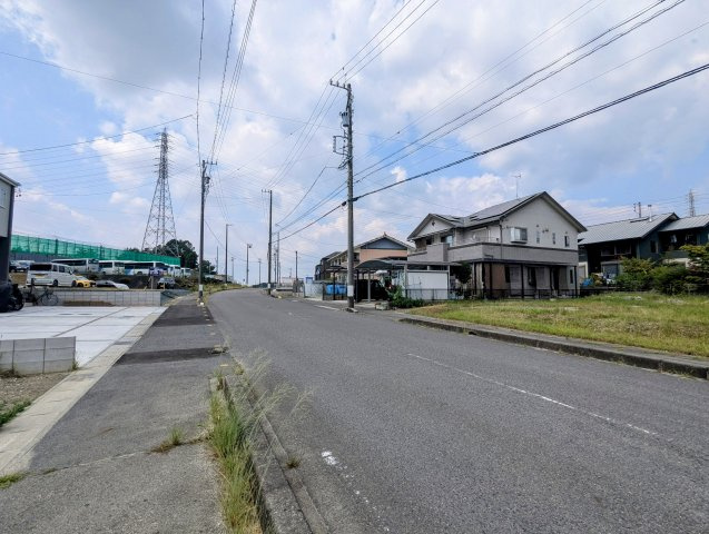 瀬戸市品野町6期2棟　建築条件付き土地の前面道路含む現地写真