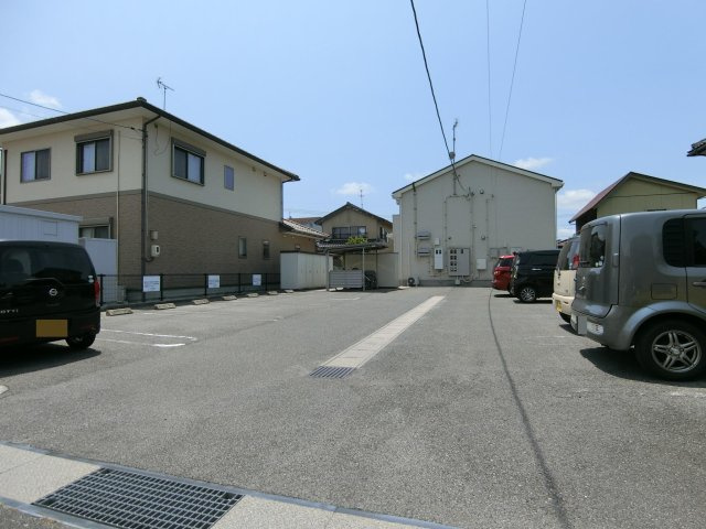 ブライト　スクエア　Ⅱの駐車場