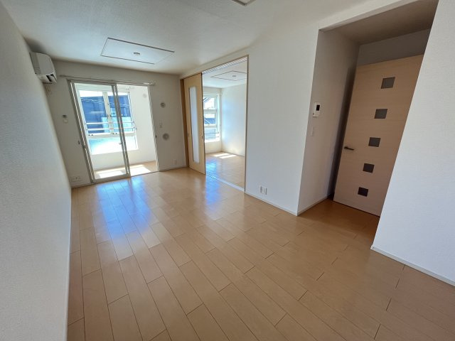 メゾン．ド．プランタンの居間・リビング