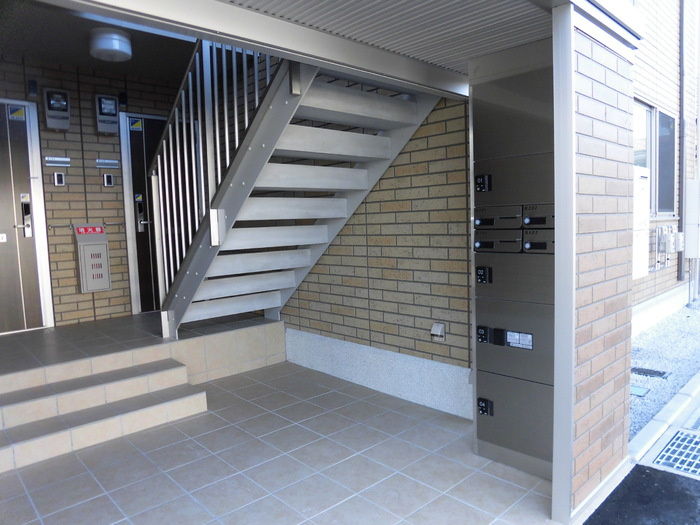 花笑み荘 B棟のエントランス|エントランス