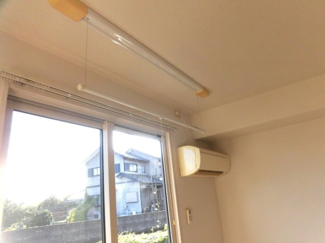 セジュール・希らら|102 室内物干し