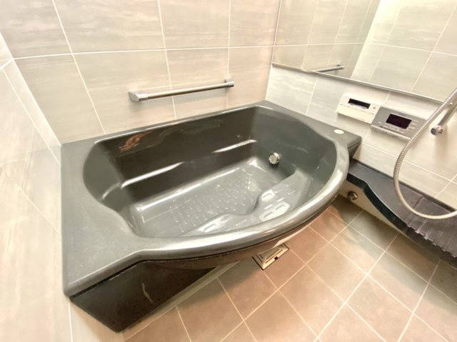 ワコーレザ・トアロードレジデンスの浴室|日々の疲れを癒すお風呂付です