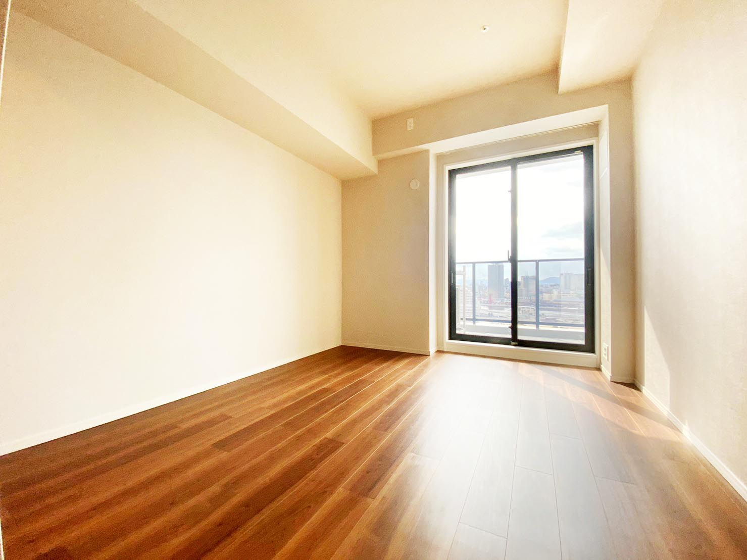 ベイシティタワーズ神戸WESTの洋室|ゆったりした洋室です