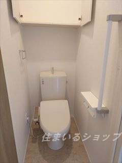 安芸高田市吉田町吉田のアパートのトイレ|シャワートイレ