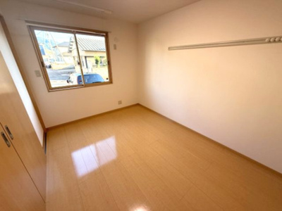 【寝室】 | サンライズ