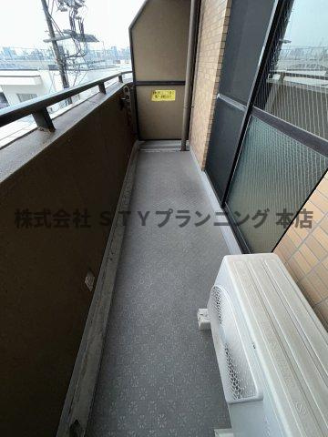 仲介手数料０円！STUDIO　SHIROGANEのバルコニー