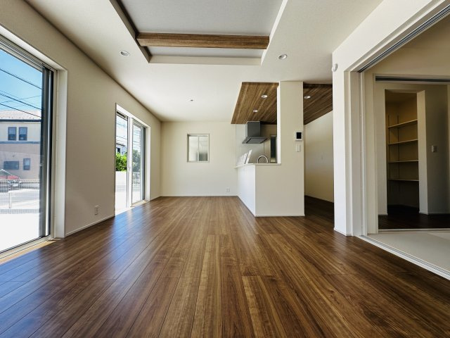 平塚市黒部丘　全２棟　２号棟