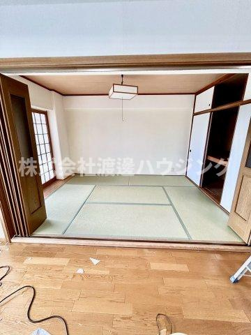 メゾン千里丘I棟の和室