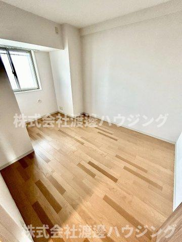 パークナードフィット津雲台の洋室