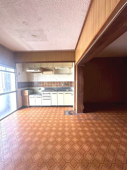 【キッチン】 | 足立ハイマート | リフォーム推奨物件ですがこのままホームクリーニングでお住まいにもなれます