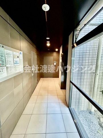 ボナール江坂のエントランス