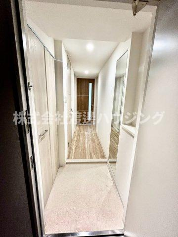 ラヴィベール江坂の玄関