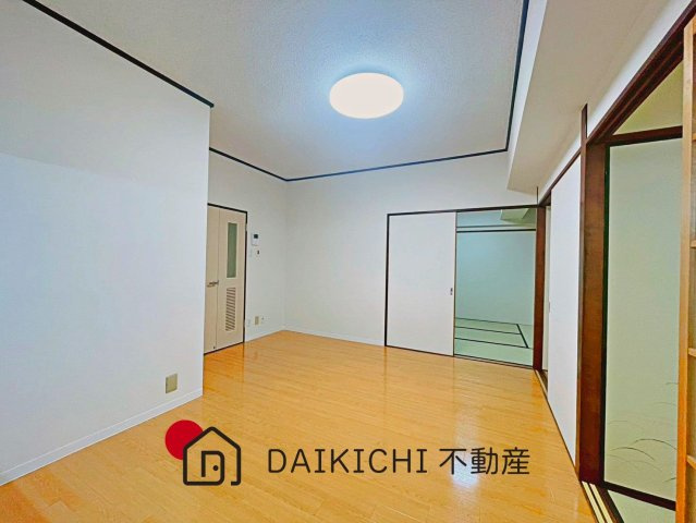 【居間・リビング】 | 鴻巣人形町ハイム　中古マンション