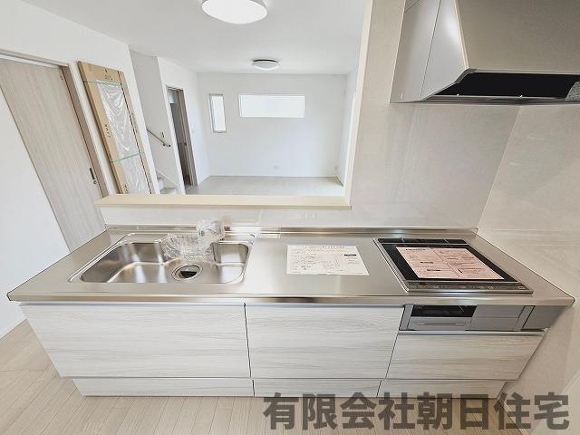 【キッチン】 | 上乃木6丁目収益戸建 | 広々としたキッチンです