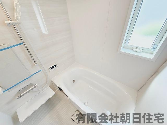 【浴室】 | 上乃木6丁目収益戸建 | コンパクトで使いやすいお風呂です