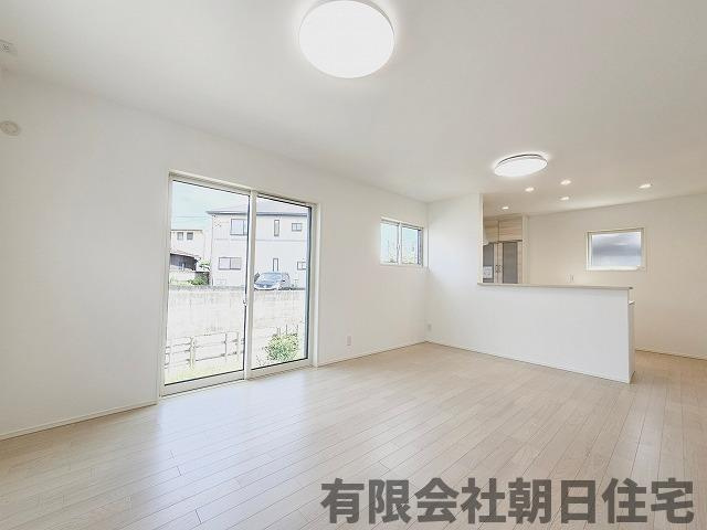 【居間・リビング】 | 上乃木6丁目収益戸建