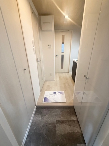 新品家具付きマンション広尾17(KaGood東京)の玄関