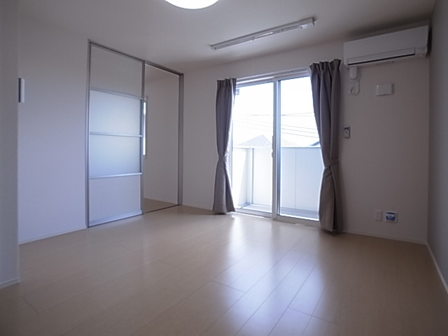 神戸市須磨区潮見台町５丁目のアパートの居間・リビング|リビング