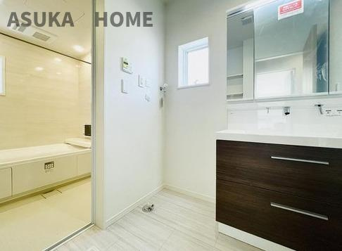 旭区上白根２丁目新築戸建の脱衣所