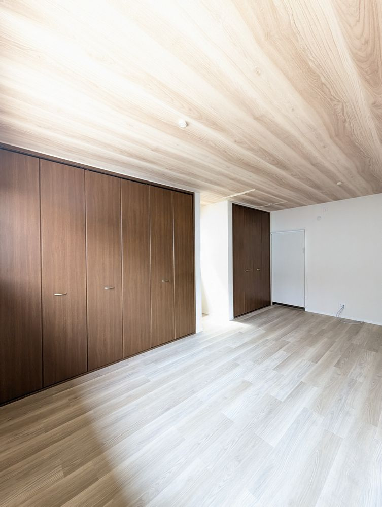 中村区沖田町戸建の洋室|2階　洋室南