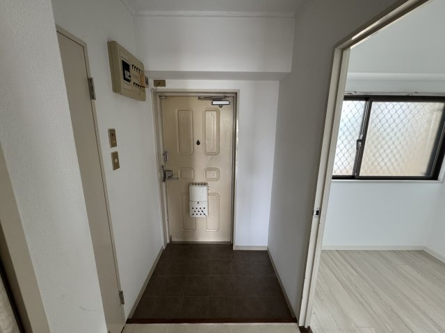 パークサイド田中２号館の玄関