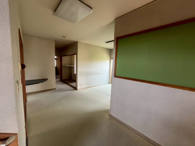 間々安田382-1店舗一棟のロビー