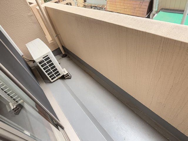 【バルコニー】