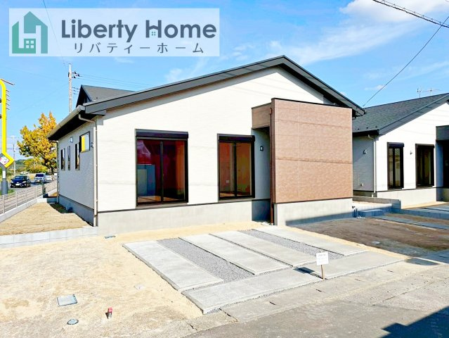 龍ケ崎市野原町4期　新築戸建　3号棟の外観|ご予約をいただければ、『平日の空いた時間』『周辺物件まとめて見たい』『1件だけ見たい』ももちろん可能です♪
お気軽にお問合せください♪