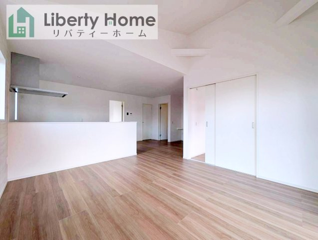 龍ケ崎市野原町4期　新築戸建　3号棟の居間・リビング