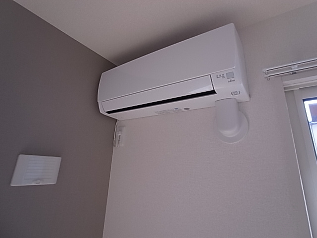 神戸市長田区西山町２丁目のアパートの設備|エアコン