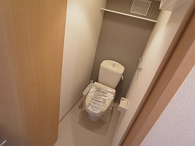 神戸市長田区西山町２丁目のアパートのトイレ|ウォッシュレット付トイレ