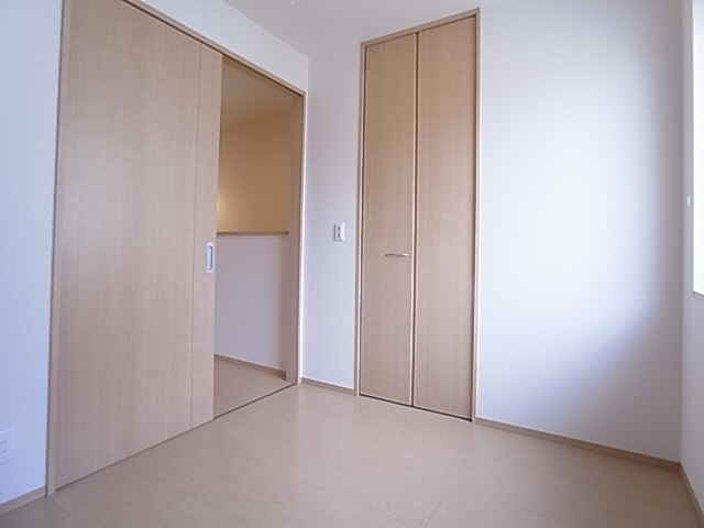 神戸市長田区西山町２丁目のアパートの内装|洋室