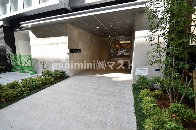 アーバス天満橋のエントランス