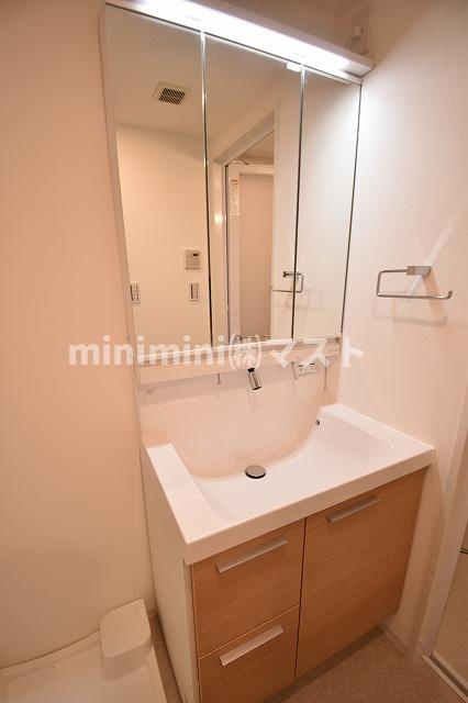 アーバス天満橋の洗面所