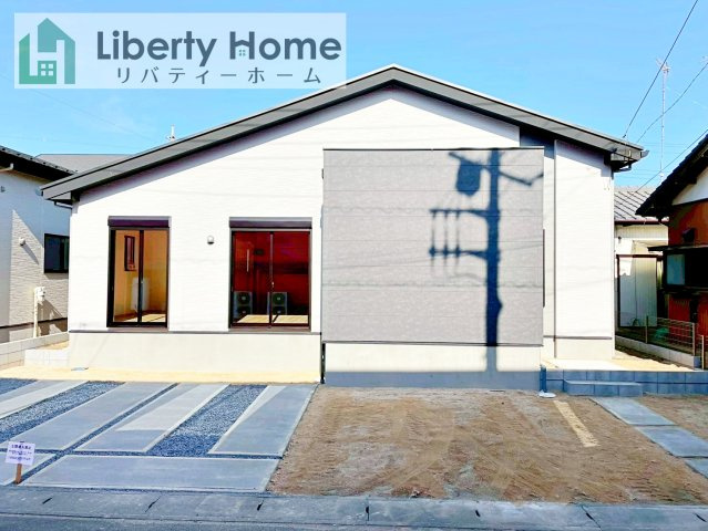 龍ケ崎市野原町4期　新築戸建　4号棟の外観|ご予約をいただければ、『平日の空いた時間』『周辺物件まとめて見たい』『1件だけ見たい』ももちろん可能です♪
お気軽にお問合せください♪