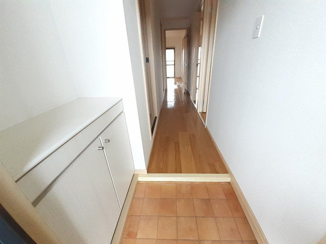 アクロポリス１の玄関