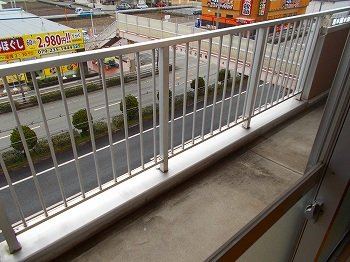 フラッツ・アイのバルコニー