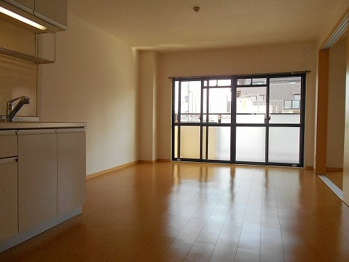 フラッツ・アイの居間・リビング