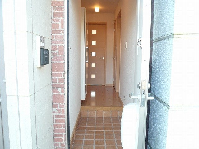 サイプレス　フレンズの玄関