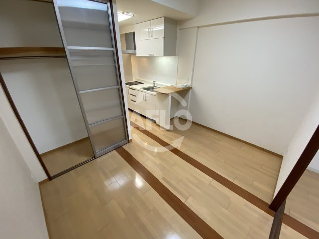 コンソラーレ東野田の居間・リビング|コンソラーレ東野田　リビング