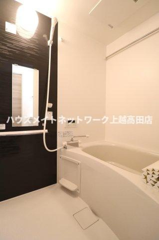 アクシス寺町の浴室|追焚機能付