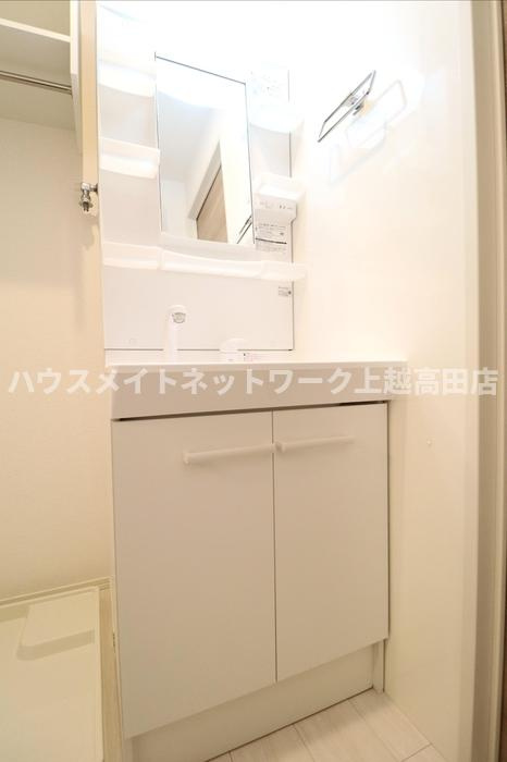 アクシス寺町の独立洗面台|洗髪洗面化粧台