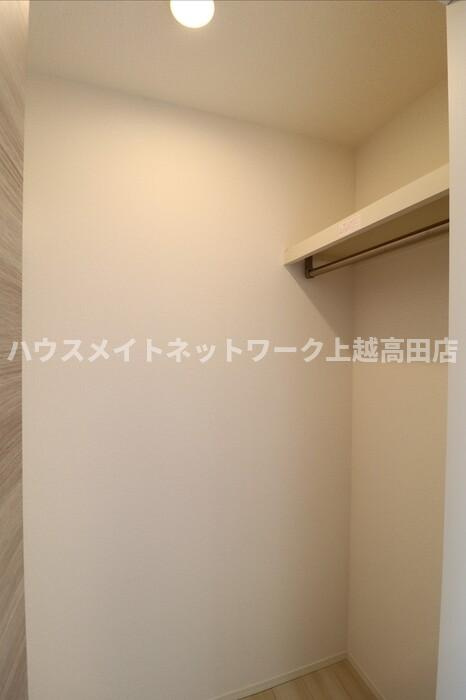 アクシス寺町の収納|クローゼット