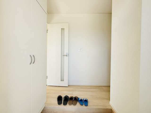 CGうるま市勝連南風原第5　2号棟　＼☆ご成約時キャッシュバック☆／の玄関