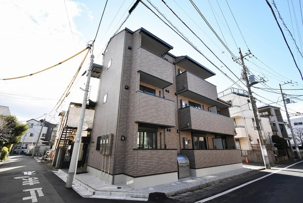 中野区鷺宮１丁目のアパートの外観|物件の外観です