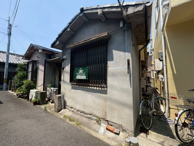 浜寺石津町東5　テラスハウス